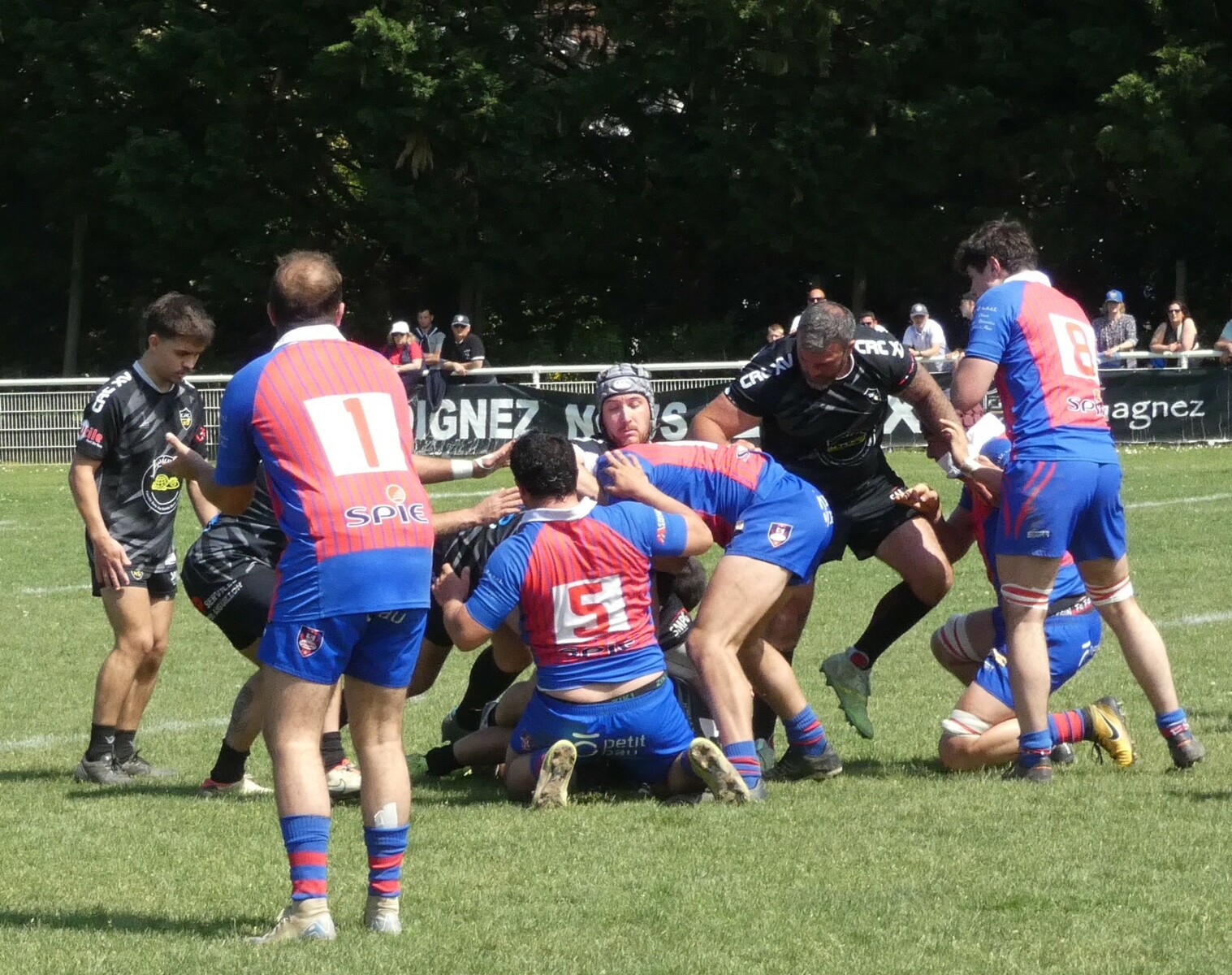 LE CONFLUENT SURPASSE LEMBEYE ET PART EN DEMI