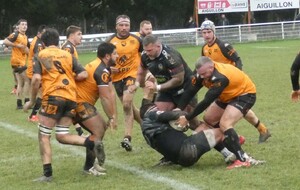 LE CONFLUENT SE FAIT COIFFER SUR LE POTEAU PAR ISSIGEAC !