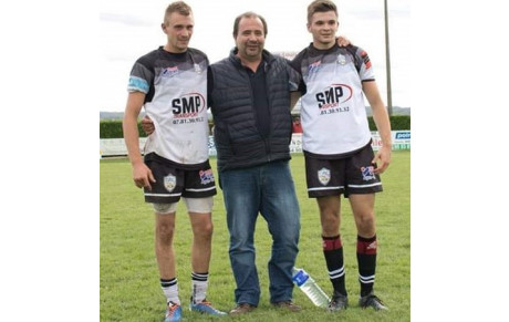 UN BRUNETAUD PEUT EN CACHER DEUX AUTRES